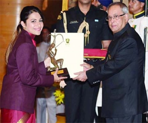 President bestows controversy-marred Arjuna awards