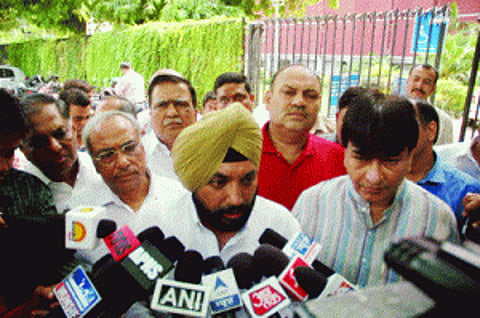 'BJP trying to 'saffronise' bureaucracy'