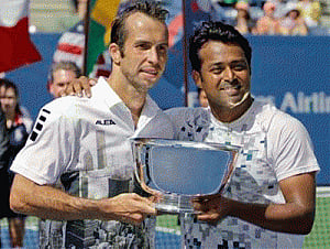 Paes-Stepanek in third round of US Open