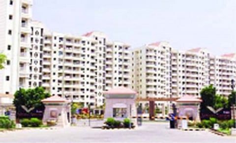 Real estate developers offer discounts to push sales