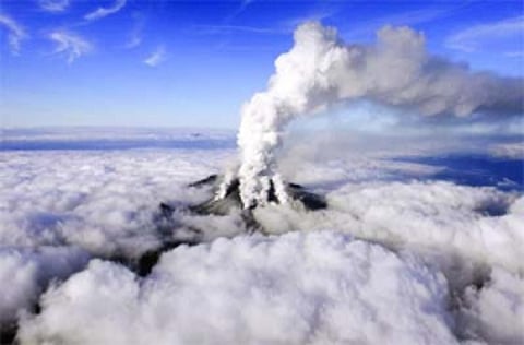 Volcano erupts in Japan; 7 missing, 40 injured