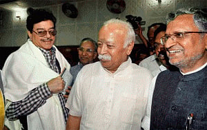 Shatrughan blames Sushil Modi for BJP's jolt in Bihar by-poll