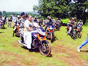 Special allowance for CRP deployed in Naxal areas