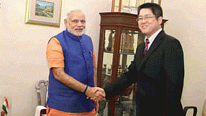 Chinese Ambassador meets MEA officials