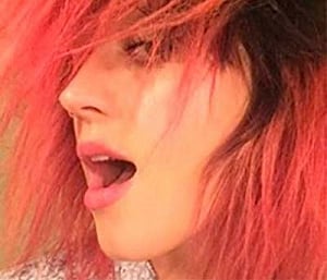 Katy Perry debuts red hair colour