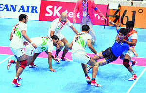 India on course for double Gold