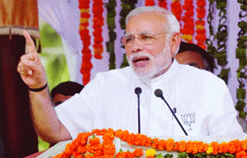 Modi, Sonia raise campaign spirit