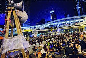 HK protesters make apparent concessions