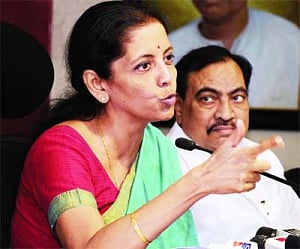 BJP: UPA prevented Modi's Gujarat Govt from doing better