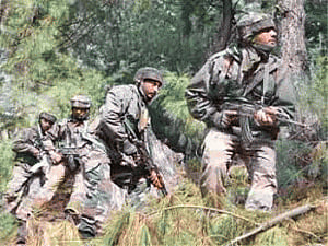 Pak targets 40 BoPs with mortar shells, 3 injured