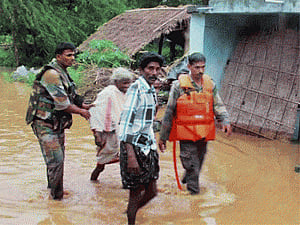 life limping back to normal in Vizag but remains grim in coastal districts