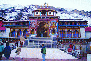 Badrinath, parts of Uttarakhand get season's 1st snowfall