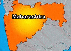 Maharashtra headed for "khichdi sarkar" with no clear winner
