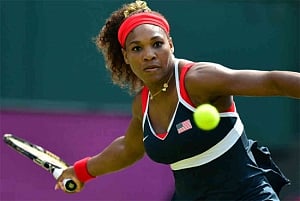 Serena beats Ivanovic in WTA Finals opener