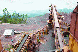 MinesMin hopes to give out more leases in 2015-16