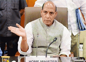 Rajnath asks youth to spread message of peace and harmony
