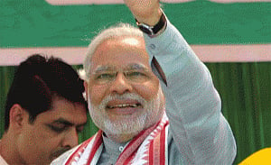 Modi to attend Maha BJP govt swearing-in