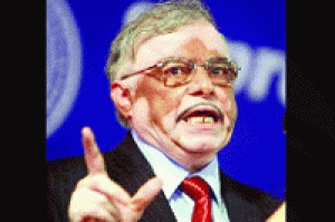 Kerala's Cong launches war against Guv Sathasivam