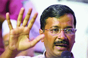 Kerjiwal slams Jung, seeks all-party meet