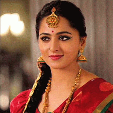 'Rudhramadevi' makers plan special birthday gift for Anushka