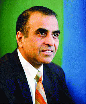Govt should make available more spectrum, says Mittal