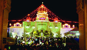 Gurpurab serves up generous portions of altruism