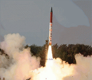 India test fires n-capable Agni-II missile