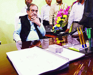 Won't restrict MNREGA to select districts: Singh