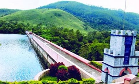 Rising Mullaperiyar water level hightens Kerala's anxiety
