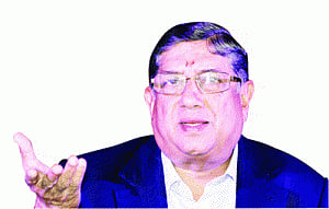 Srini, Meiyappan, Kundra in spot