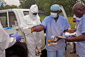 Kenya to send 700 medical workers to Ebola-hit West Africa