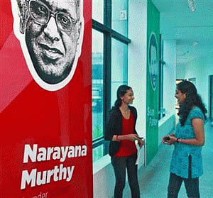 IT industry creates more jobs than public sector: Murthy