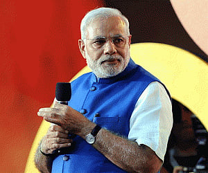 J&K leaders indulging in graft, emotional blackmail: Modi