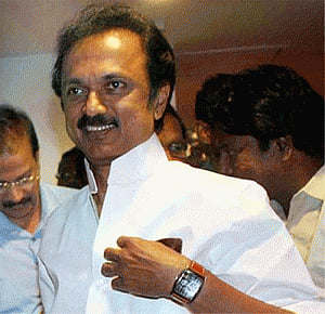 Modi switching to capitalist economy: DMK