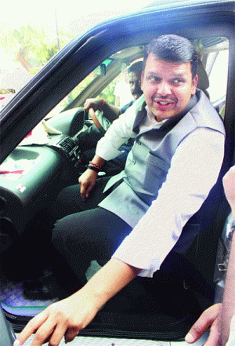 Fadnavis orders probe into NCP leaders' graft