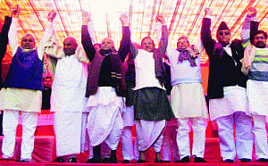 Janata Parivar's Maha dharna targets Modi