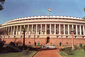 lS adjourned sine die; House passes 'record' number of 18 bill