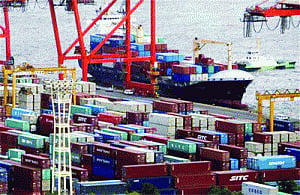 India's trade deficit jumps 22 times since 1990-91