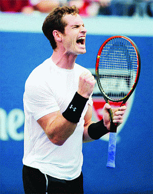 Murray survives, Woz doesn't