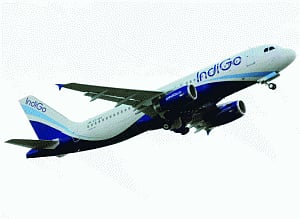 IndiGo's net profit quadruples to Rs1,304 crore in FY'15