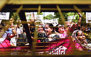 Join rape probe, MEA asks Saudi diplomat