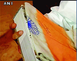 Modi signing 'flag' triggers row