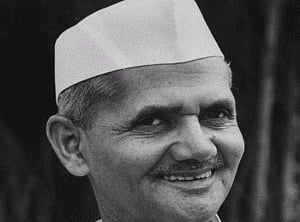 Anil to write to PM for declassification of Shastri files
