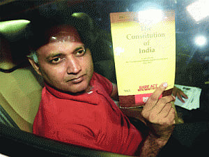 Bharti surrenders as SC sets condition for hearing