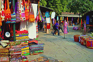 Dilli Haat focuses on winning foreigners' trust