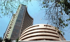 Profit booking arrests markets' gaining streak, Sensex down 190 points