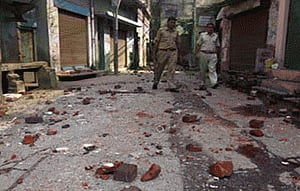 Cow slaughter rumours trigger tension in Mainpuri, 21 arrested