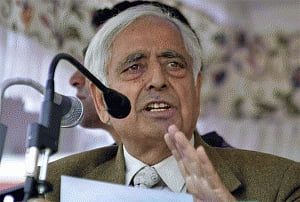J&K CM assures time-bound developmental work in state