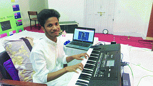 DU piano prodigy sets 104-hr Guinness record