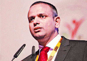 Under pressure IPl COO Raman quits, BCCI accepts